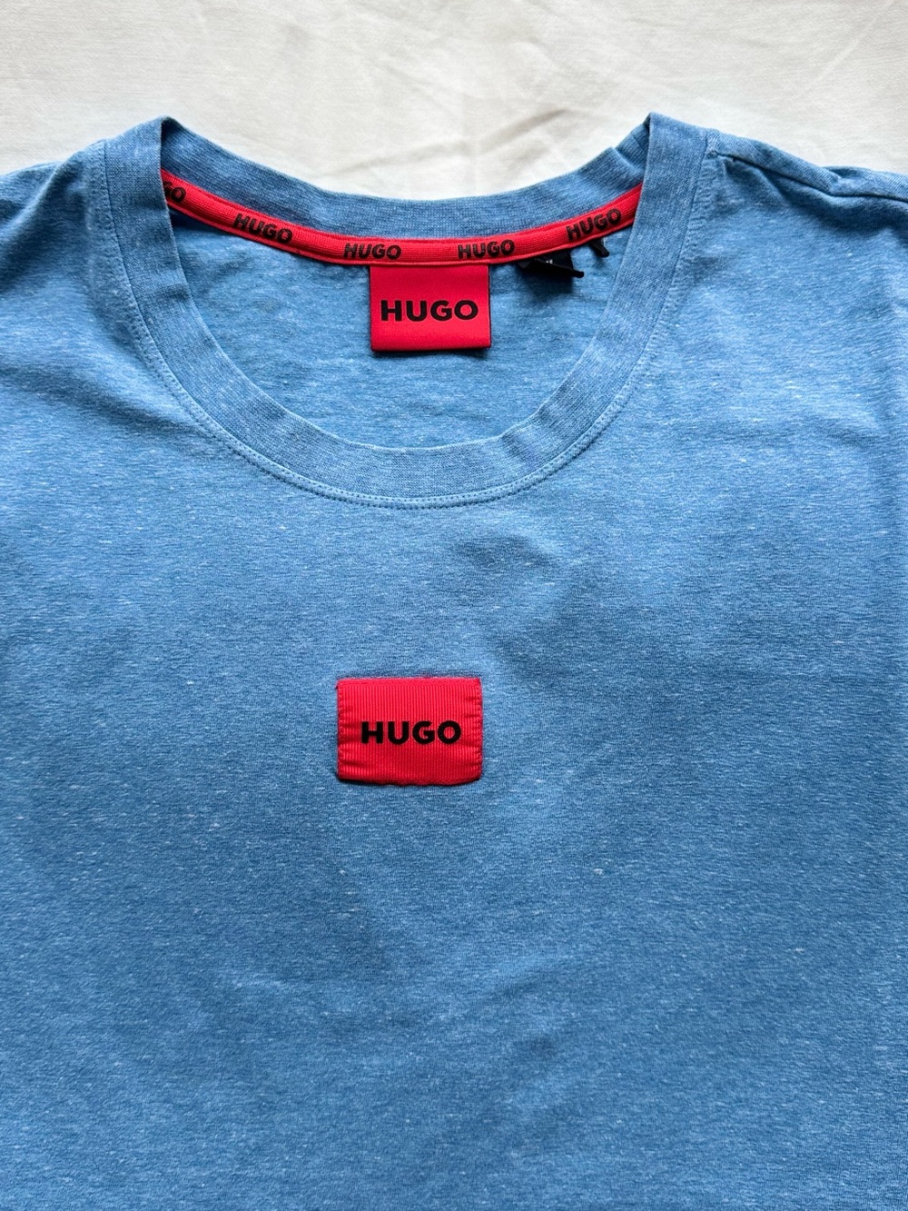 HUGO Light Blue Short-Sleeve Crewneck Tee with Red Logo Patch - Picture 3 of 10